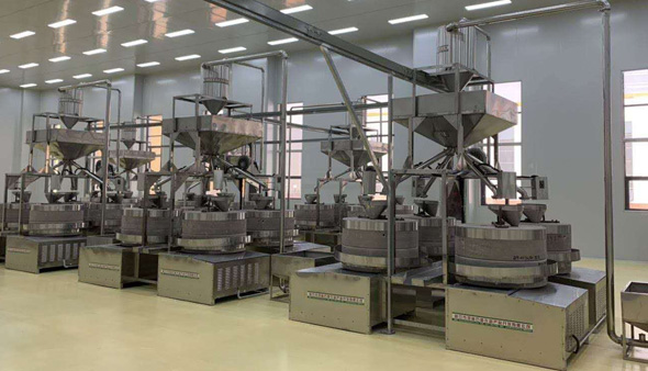 石磨面粉機 香油石磨設備 生產廠家15966328858